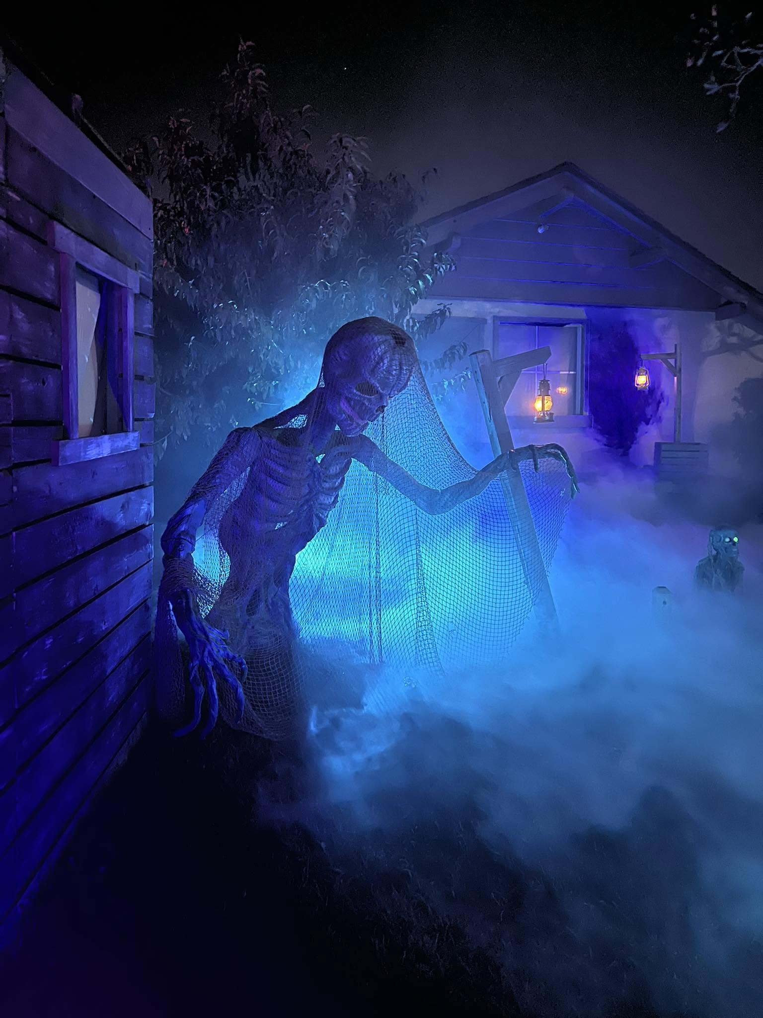 The Haunt at Hellizondo (HOME HAUNT)